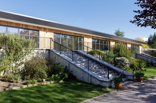 Multi use commerical building RHS rosemoor