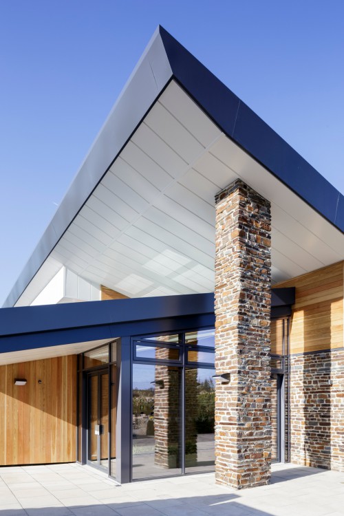 Vaulted entrance contemporary commerical design